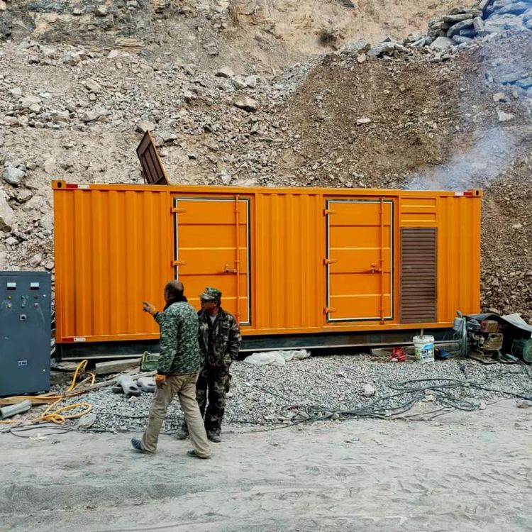 合作如何选择适合自己的 800KW 柴油发电机组?