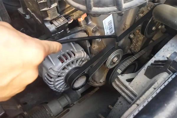 合作转速传感器的工作原理是什么?